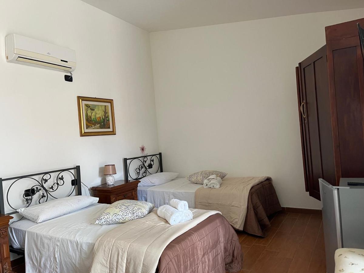 B&B Piandelidei Сасари Екстериор снимка